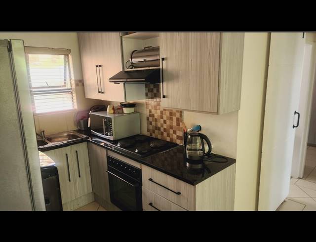 2 BEDROOM TOWNHOUSE FOR SALE IN KIBLER PARK